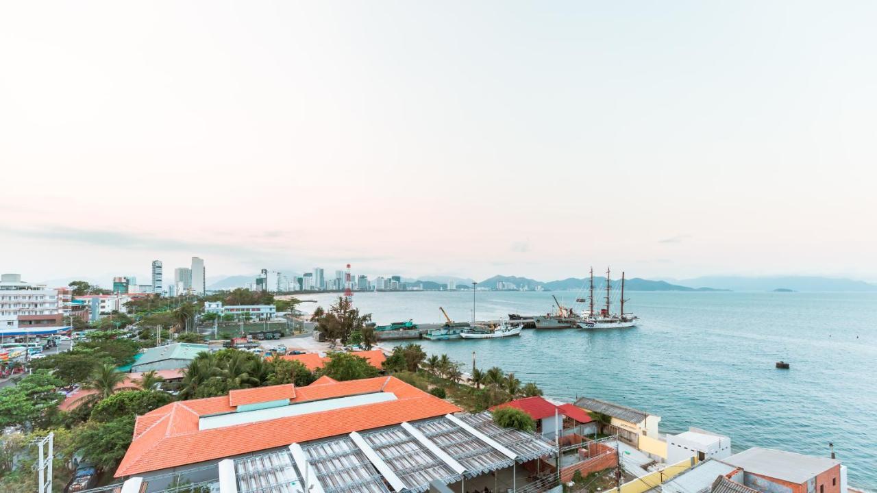 Aqua Seaview Hotel Nha Trang Exterior foto